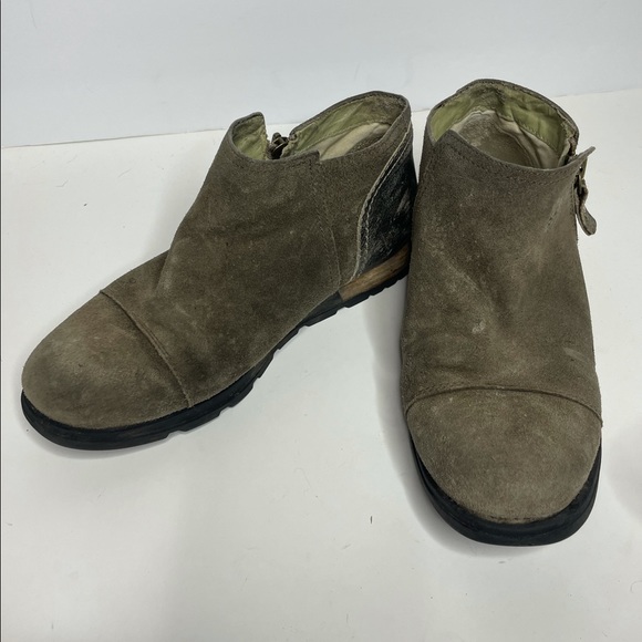 Sorel Womens Brown NL2161-245 Leather Side Zip Cap Toe Ankle Chelsea Boots Sz 8 - Picture 2 of 8